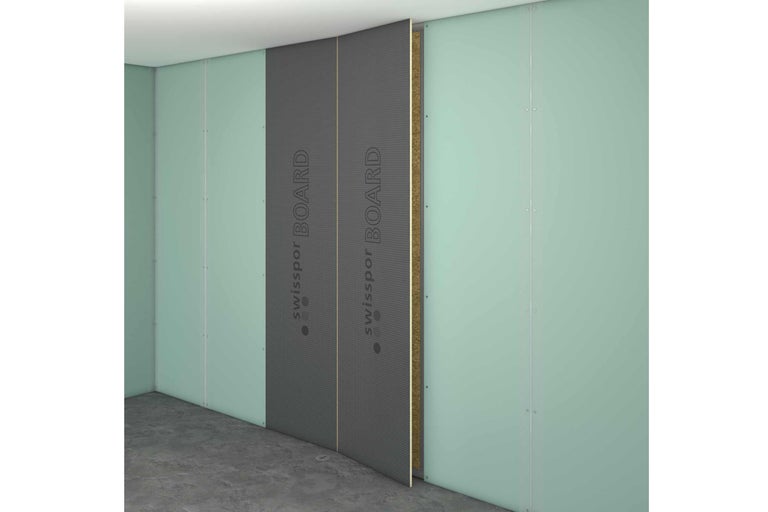 Vue murale avec des panneaux isolants Swissspor Board sur un mur