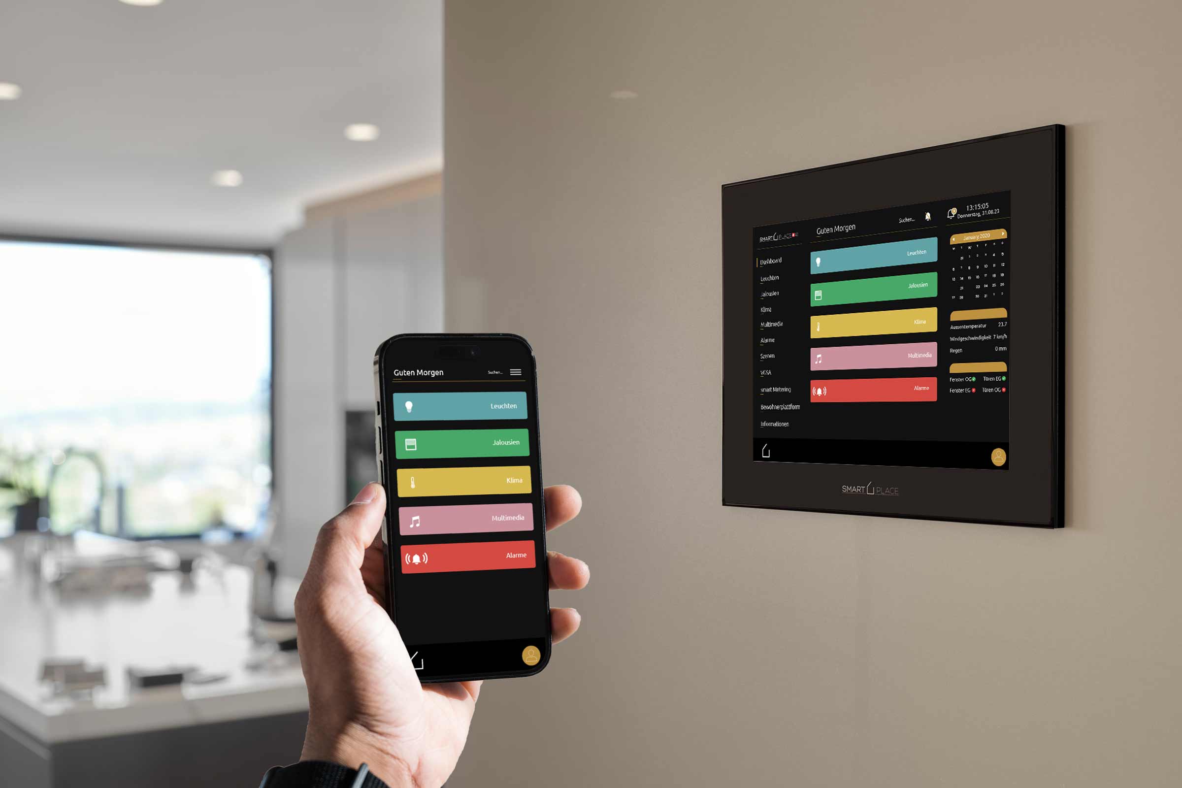 Smart Home Steuerung per Smartphone und Wanddisplay