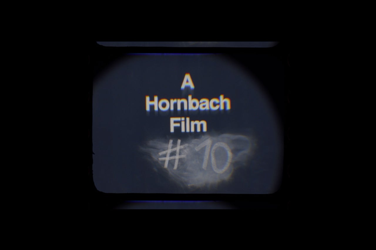 
			Ein Hornbach Film Nummer zehn auf einem alten Filmstreifen.
		 Video starten 
