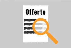 Symbolbild für ein Angebot mit einer Lupe über einem Dokument