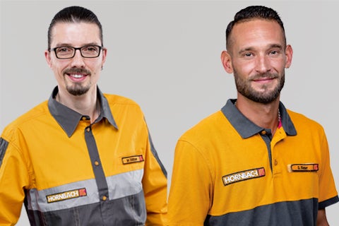 Deux employés Hornbach en vêtements de travail