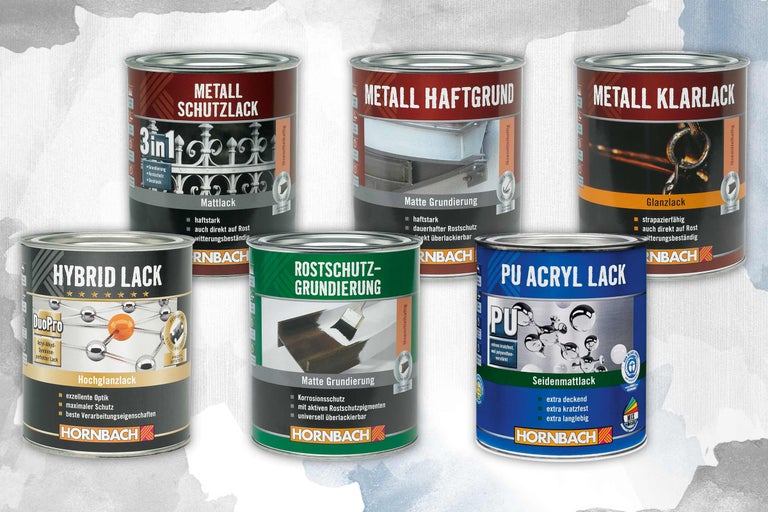 Une sélection de boîtes de peinture Hornbach, comprenant de la peinture de protection pour métal, une primaire d'adhérence pour métal, un vernis transparent pour métal, une peinture hybride, une primaire antirouille et une peinture acrylique PU.