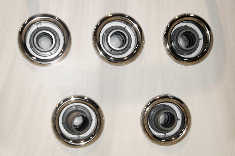 Cinq jets ronds pour bains bouillonnants