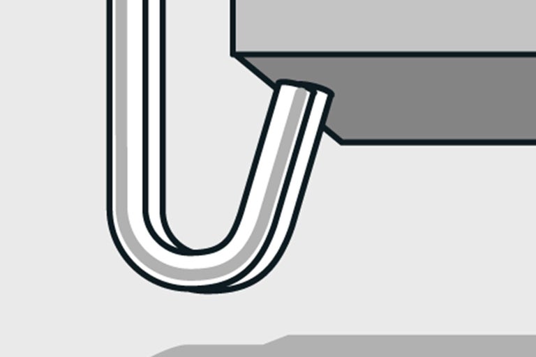 Raccord de tuyau d'évacuation sur un siphon