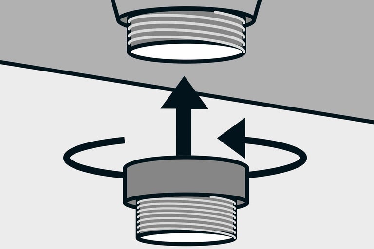 Abbildung zur Installation einer Lampe mit Dreh- und Schiebebewegung