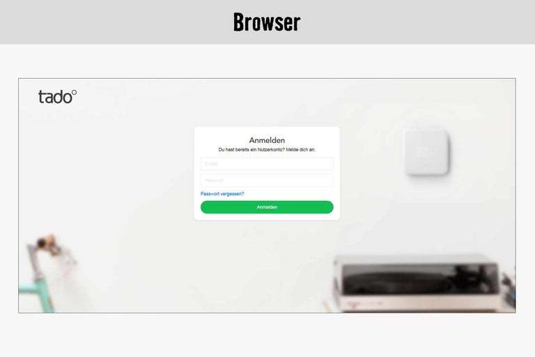 Tado Anmeldeseite im Browser mit Thermostat im Hintergrund
