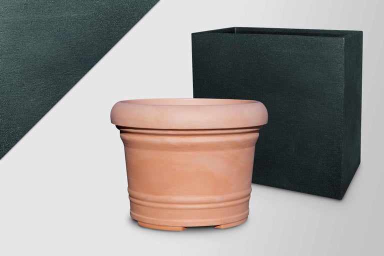 Terrakotta Pflanztopf und quadratischer Pflanzkasten