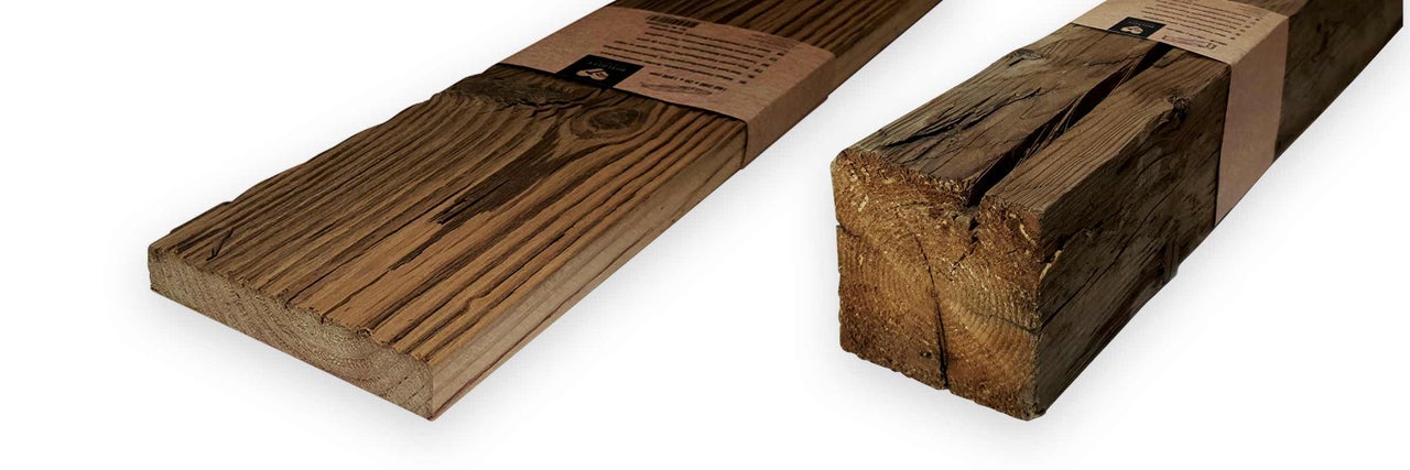 Deux poutres en bois ancien avec emballage