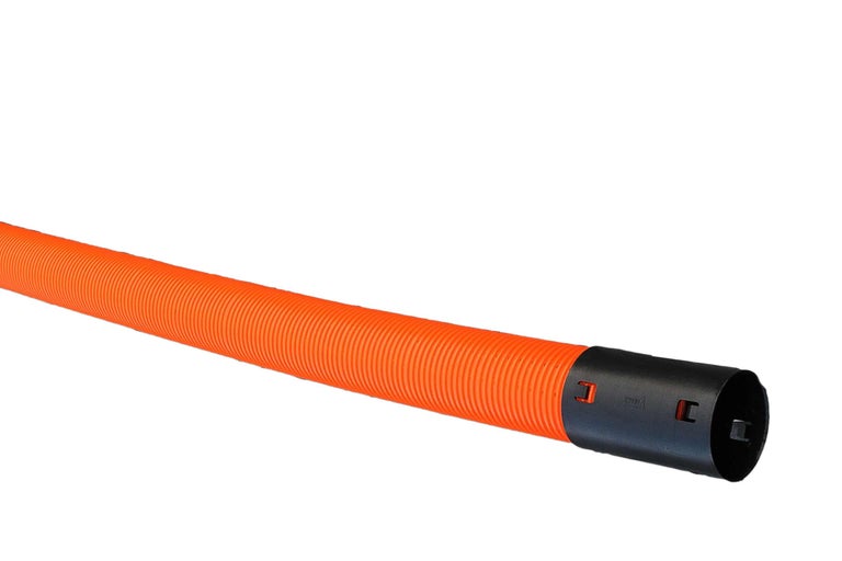 Tube ondulé en plastique avec manchon