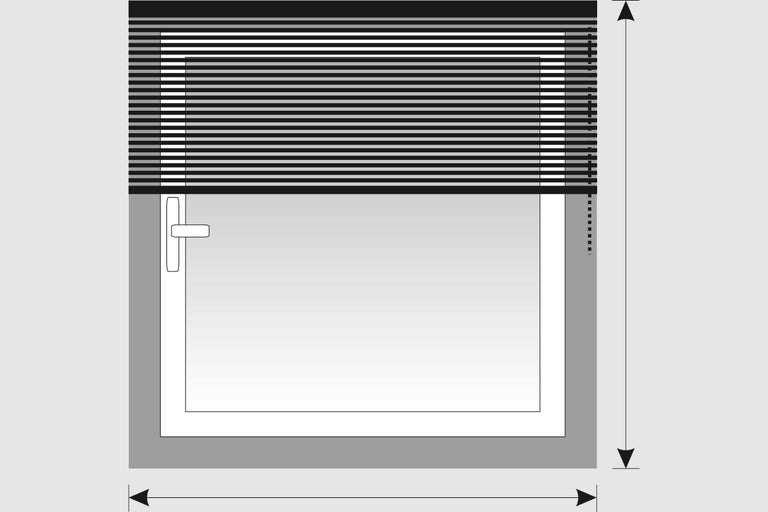 Fenêtre avec store pour illustrer les indications de taille