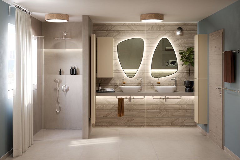 Salle de bains moderne avec douche, meuble-lavabo avec deux vasques, miroirs lumineux et détails en bois