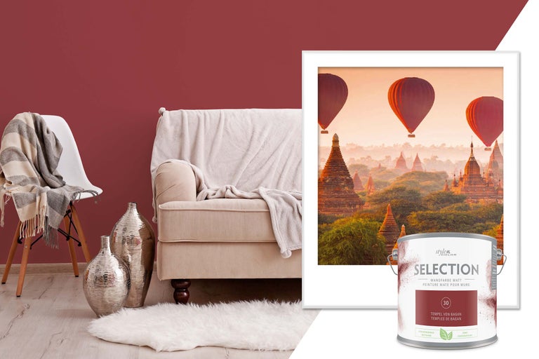 Dekorative Wohnzene mit Style Color Selection Wandfarbe, Sofa und Wohnaccessoires