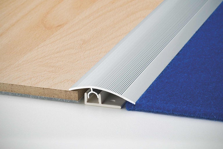 Profilé de transition entre stratifié et moquette