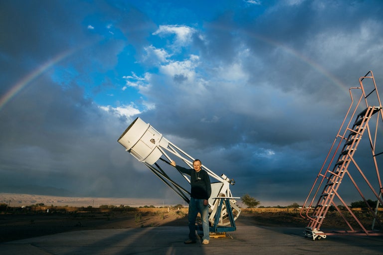 Der nach den Sternen greift