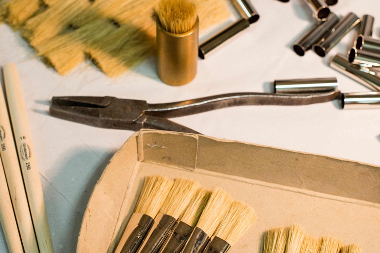 Pinceaux de peinture, nettoyant pour pinceaux, pince et douilles pour pinceaux