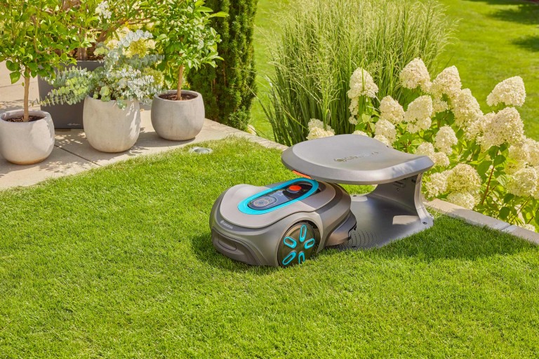 Gratis Garage für Deinen GARDENA Mähroboter