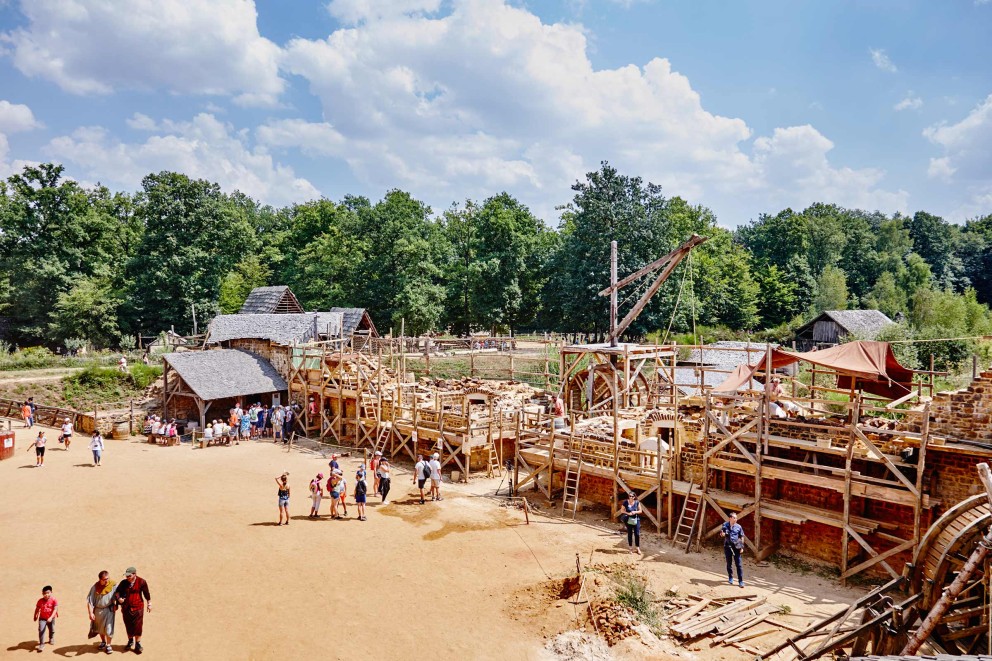 Guédelon sera fini dans dix ans Guédelon sera fini dans dix ans