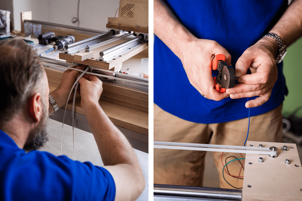 Die CNC14 läuft über einen Riemenantrieb. Also erst Riemen verlegen, dann die Kabel der Motoren vorbereiten. Die CNC14 läuft über einen Riemenantrieb. Also erst Riemen verlegen, dann die Kabel der Motoren vorbereiten.