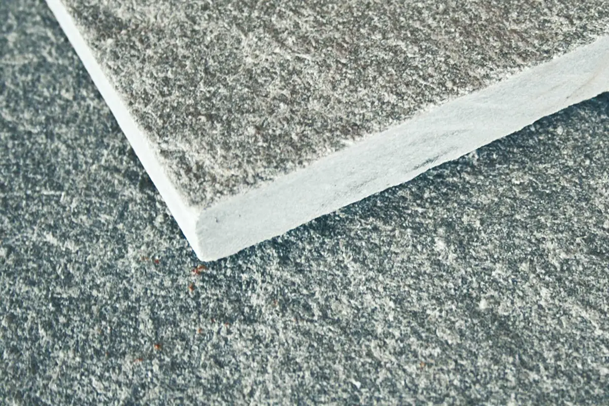 Terrassen aus Quarzit, grau
Terrassen aus Quarzit, grau