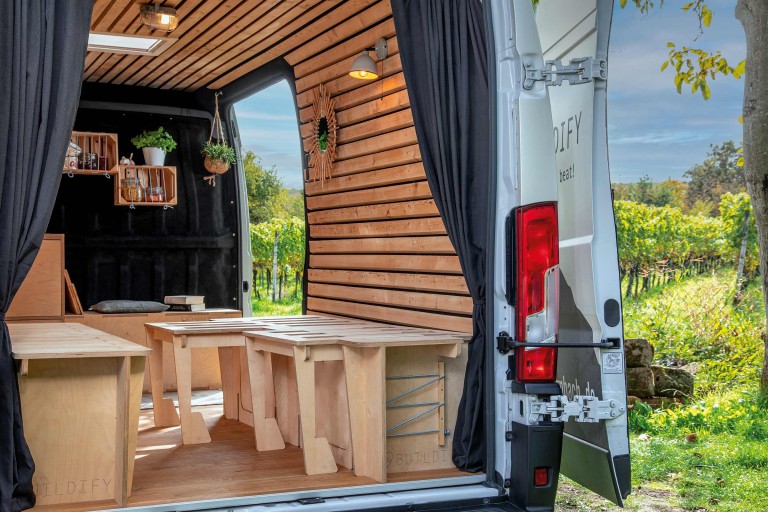 Aménager un lit Campingbox pour Ducato/Crafter/Sprinter Aménager un lit Campingbox pour Ducato/Crafter/Sprinter