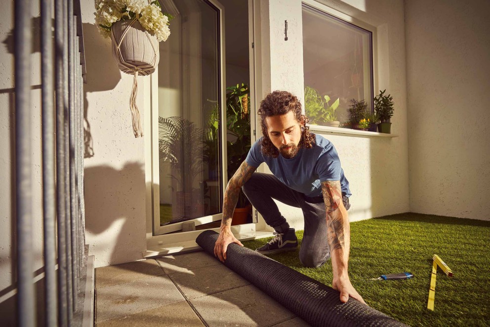 Kunstrasen als Bodenbelag für den Balkon Kunstrasen als Bodenbelag für den Balkon