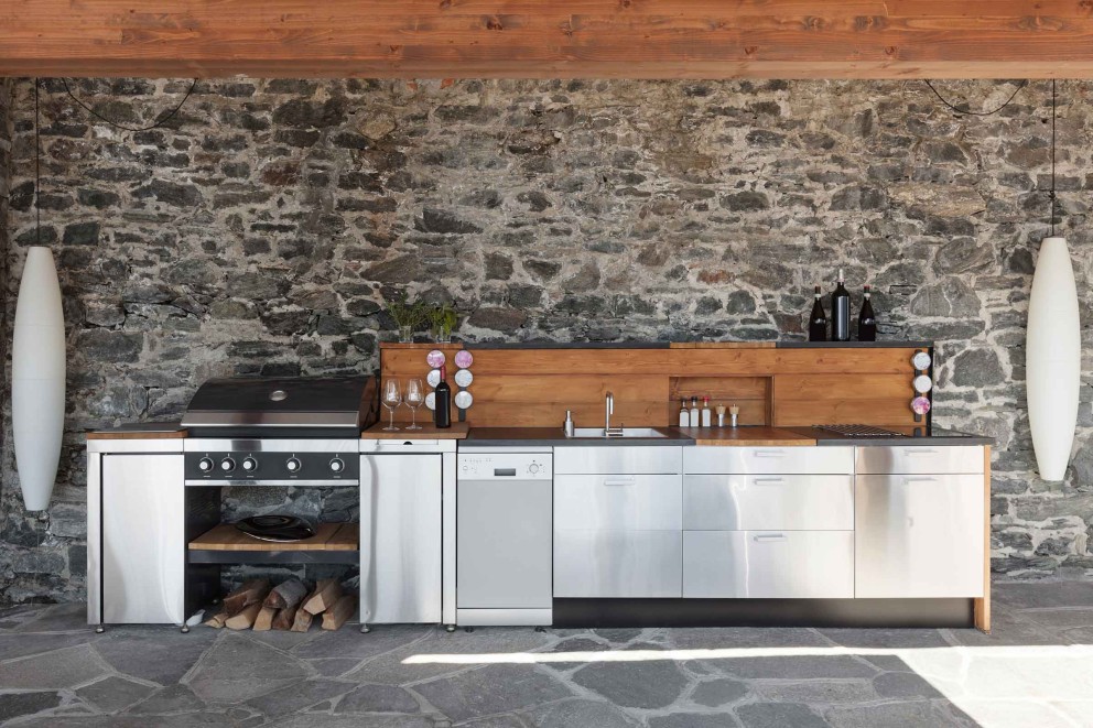 Espace de rangement pour la cuisine de jardin Espace de rangement pour la cuisine de jardin