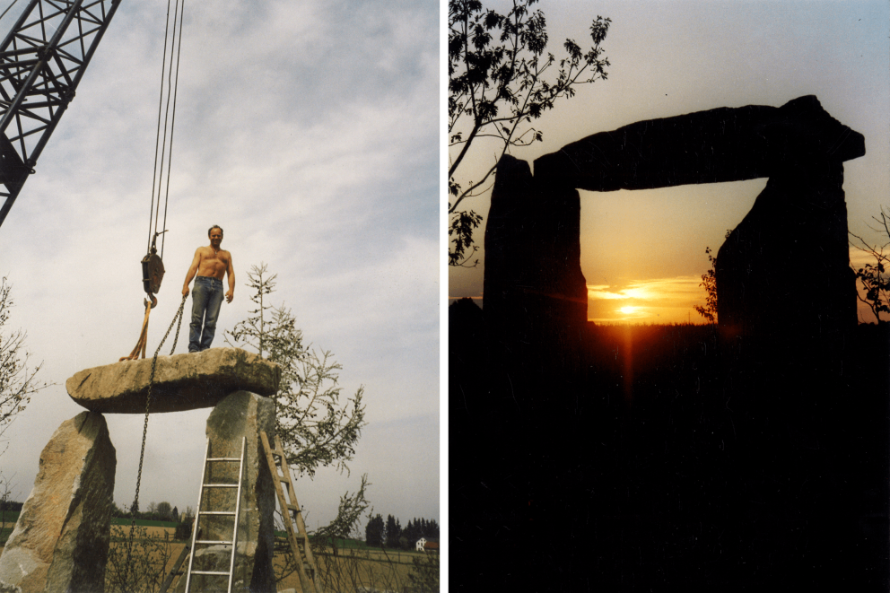 Bildmontage eines Steinmonuments im Bau und einer Silhouette eines Steinmonuments im Sonnenuntergang.