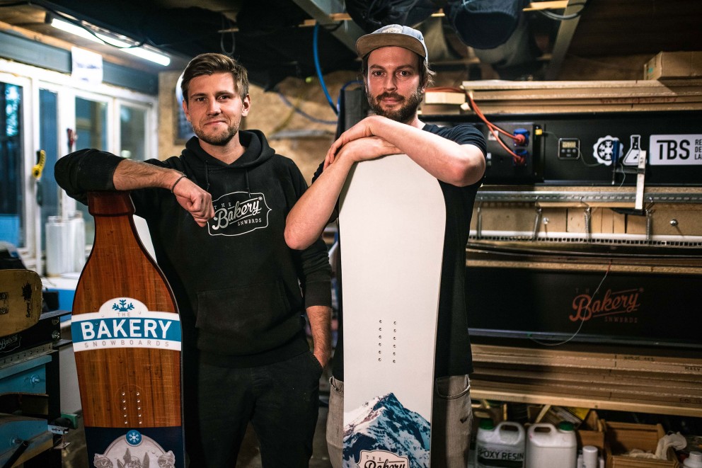 Hannes et Michi nous présentent leurs snowboards