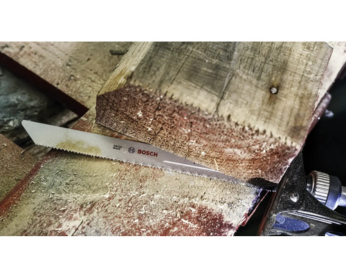 Lame de scie sabre Bosch coupant du bois