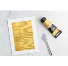 Toile avec pâte de structure dorée, tube de pâte de structure, spatule