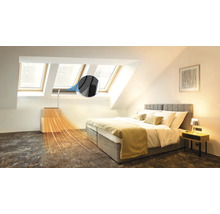 Chambre à coucher avec fenêtres de toit, isolation et climatisation mobile