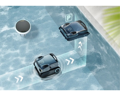 Robot de piscine Aiper dans la piscine avec station de recharge