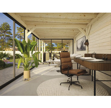 Intérieur d''un bureau lumineux avec bureau, chaise de bureau et plante d''intérieur
