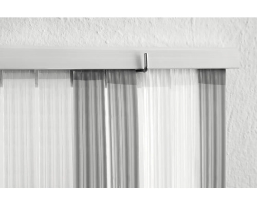 Rail de rideau avec pans de tissu