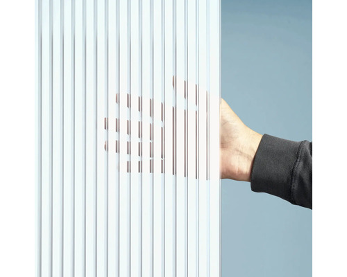 Panneau en plastique translucide avec main