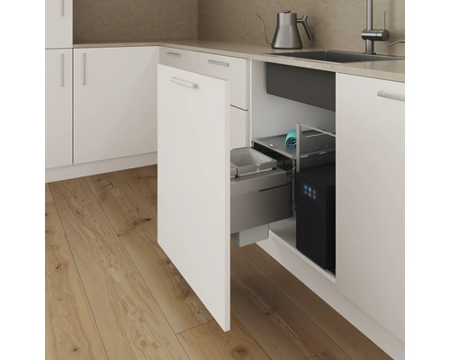 Évier de cuisine avec système de tri des déchets dans un placard de cuisine blanc