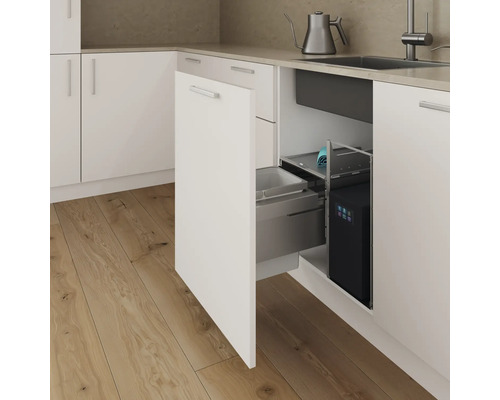 Évier de cuisine avec poubelle extractible dans une cuisine moderne