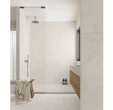 Salle de bains avec douche, lavabo et banc en bois