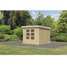 Abri de jardin en bois avec double porte et fenêtres dans le jardin.