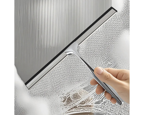 Hand benutzt Duschabzieher zur Reinigung einer Duschwand