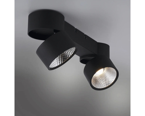 Schwarze Deckenleuchte mit drei Strahlern