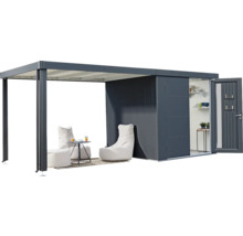 Coin salon couvert avec abri de jardin et mobilier de jardin