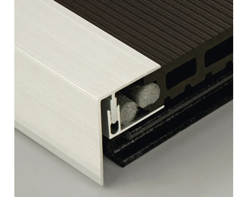 Vue détaillée d''un joint de porte en aluminium