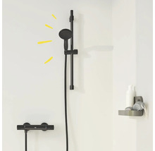 Ensemble de douche noir avec douchette à main, barre de douche et mitigeur thermostatique sur un mur blanc
