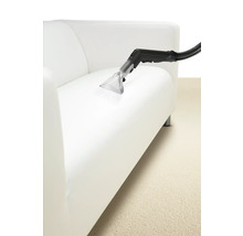 Nettoyage d'un canapé avec un aspirateur de lavage