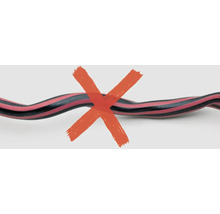 Abbildung eines Gartenschlauchs mit einem roten Kreuz darüber.