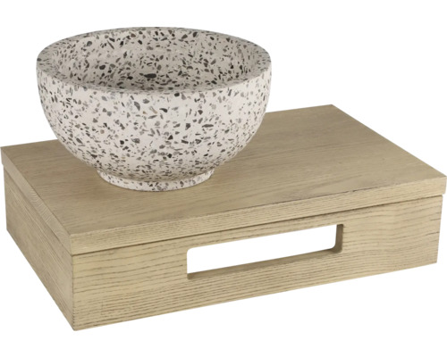 Dekoschale auf Holzbox