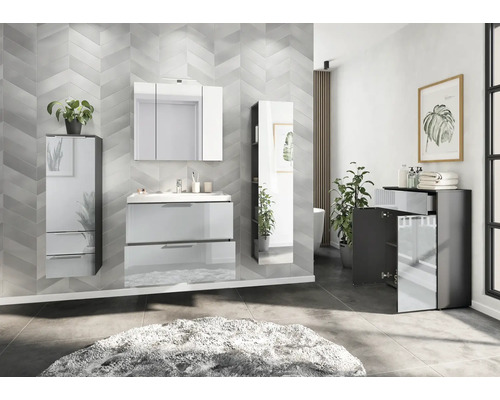 Modernes Badezimmer mit Waschtisch, Spiegelschrank, Hochschrank und Kommode in Grau und Weiss