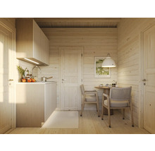 Cuisine claire en bois avec table à manger et chaises