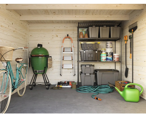Heller Gartenlaube mit Fahrrad, Grill, Leiter, Regal und Gartengeräten